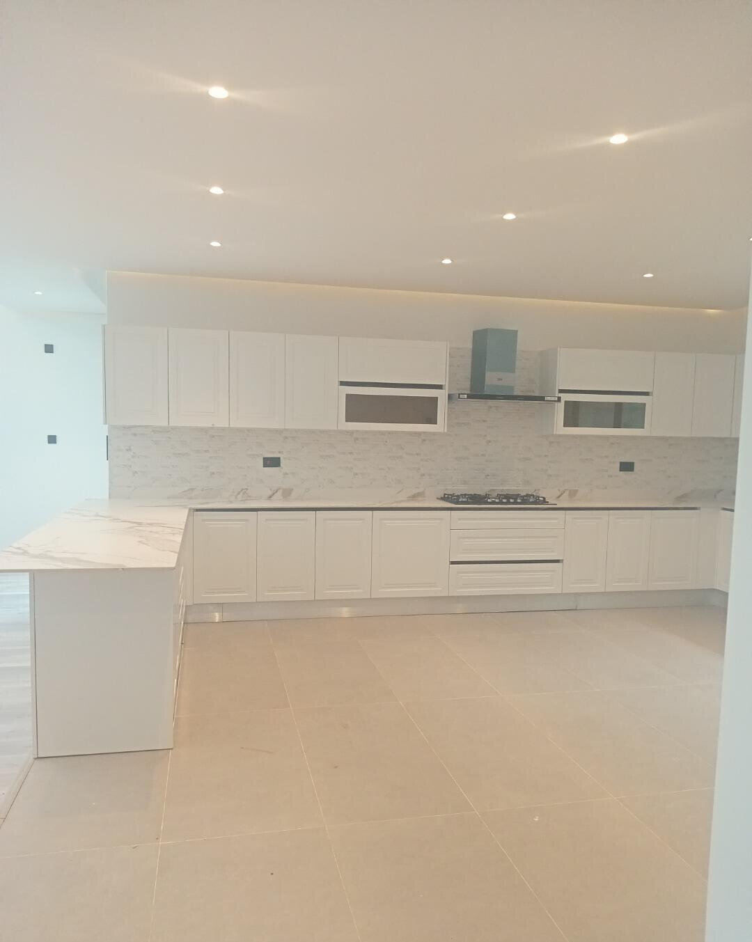 Executive 5BR All-Ensuite Townhouse with Party Space & Gym - Lavington