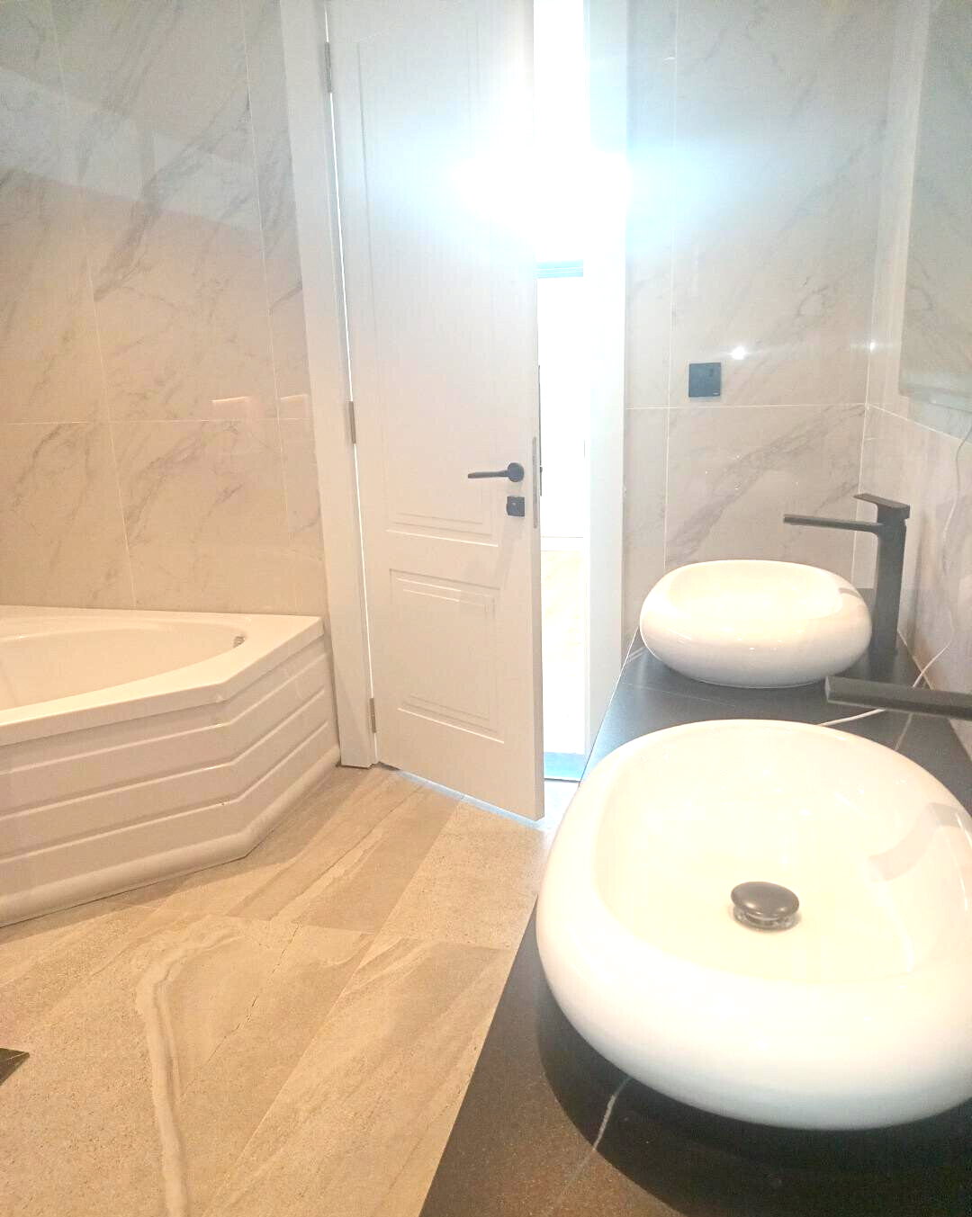 Executive 5BR All-Ensuite Townhouse with Party Space & Gym - Lavington