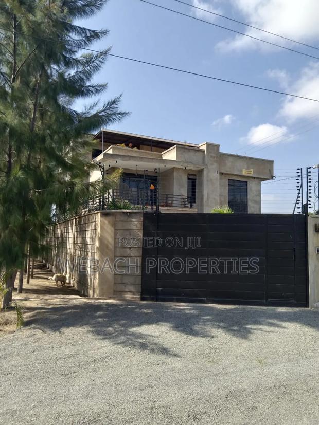 5bdrm Townhouse/Terrace in Syokimau for sale