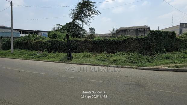 Road a 0.5 Corner Plot for Sale