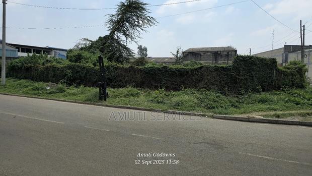 Road a 0.5 Corner Plot for Sale