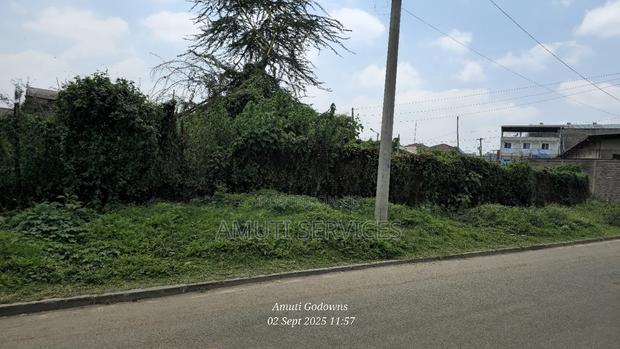 Road a 0.5 Corner Plot for Sale