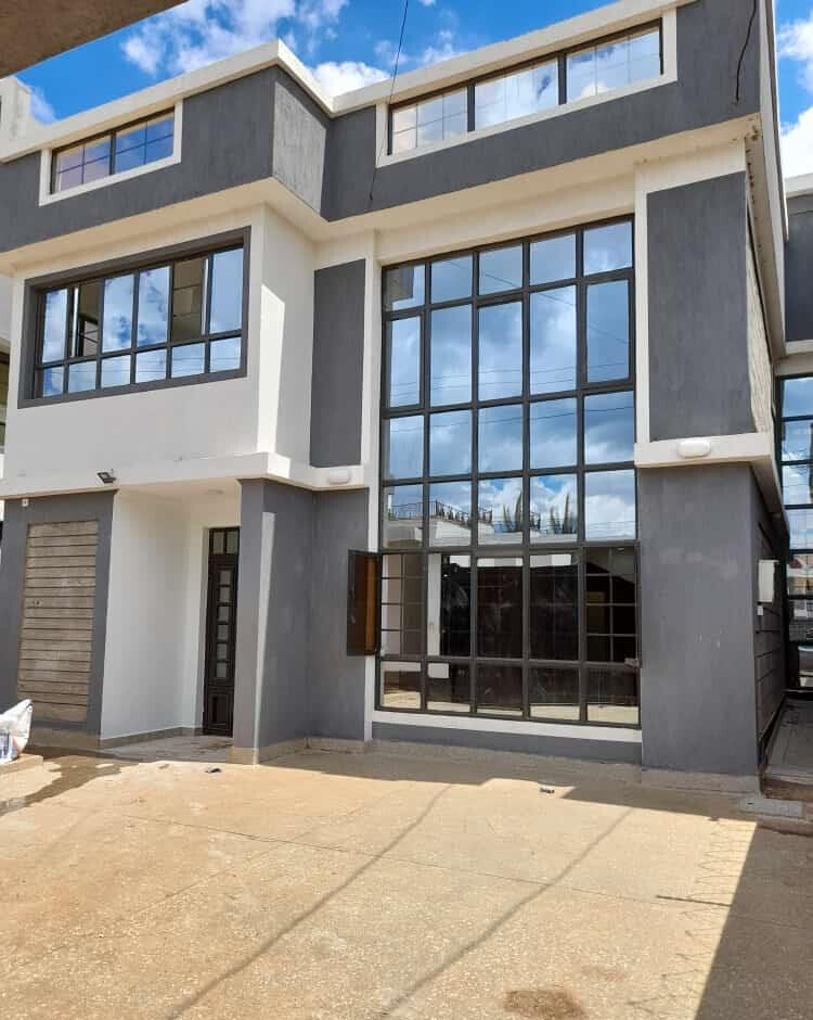 4BR Townhouse with Clubhouse & Solar Heating - Gikambura, Kikuyu