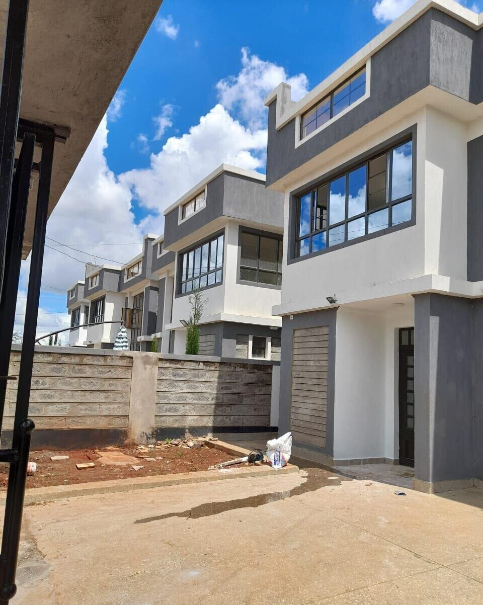 4BR Townhouse with Clubhouse & Solar Heating - Gikambura, Kikuyu
