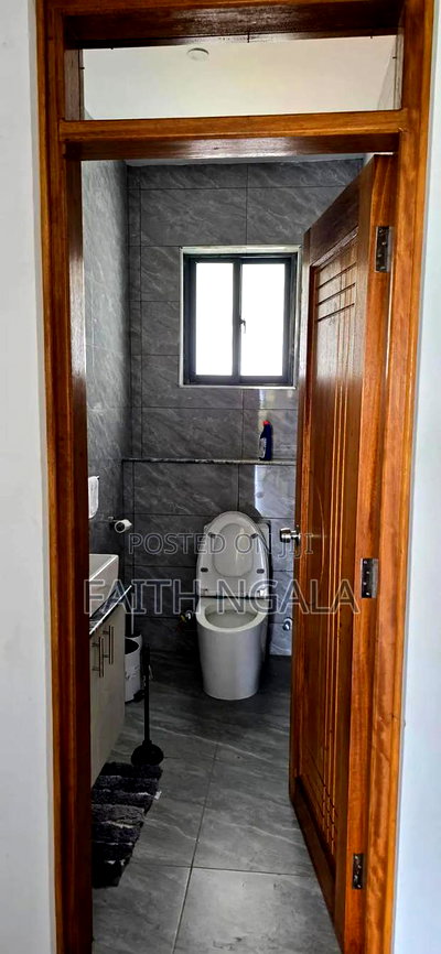 3bdrm Apartment in Nyali for sale - Image 9