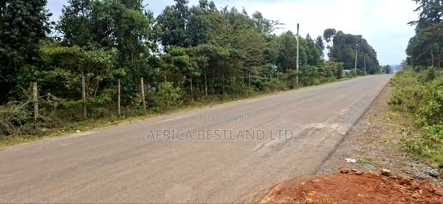 2 Acres Available Land for Sale in Thigio