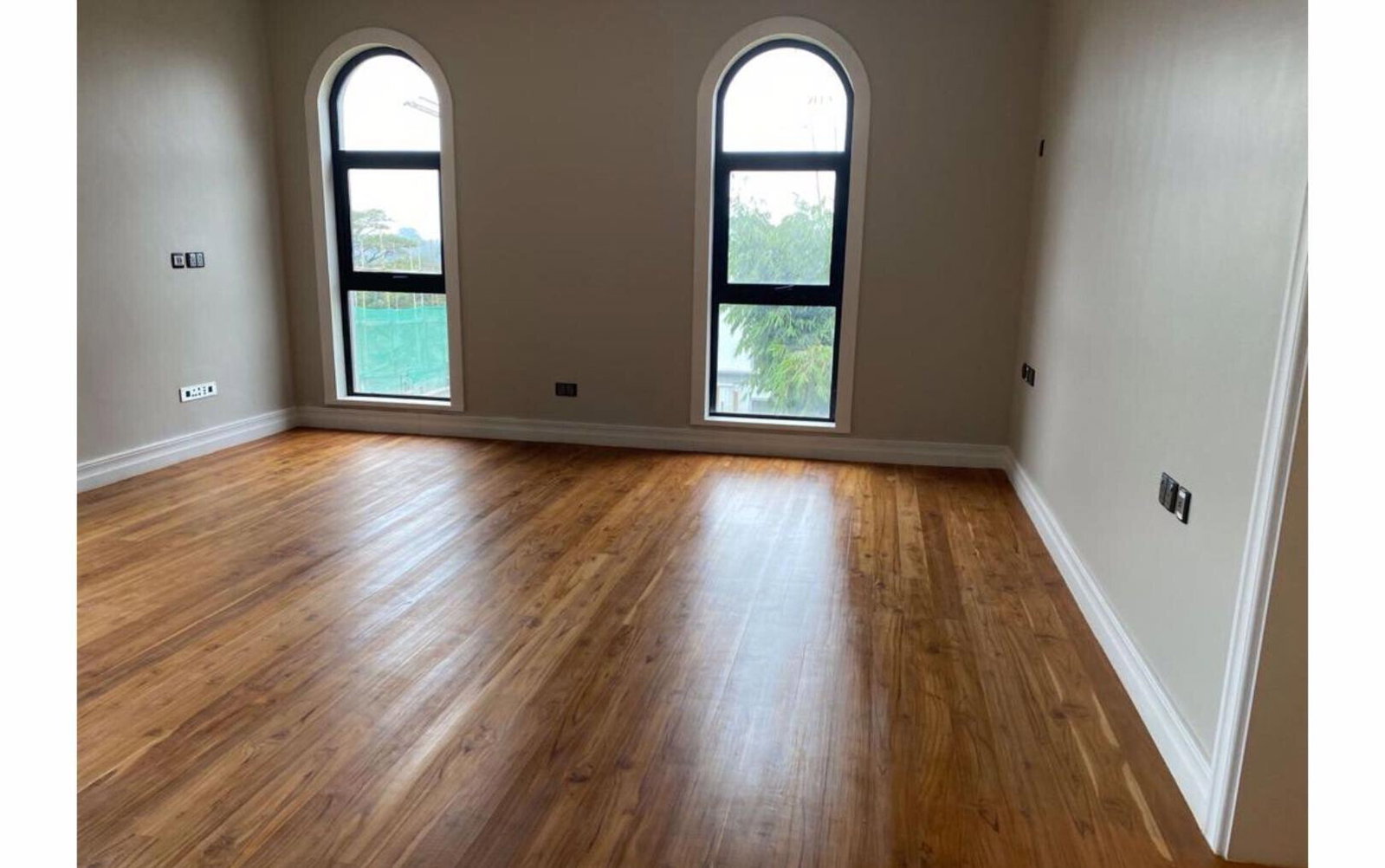 5-Ensuite Townhouse with Clubhouse & Heated Pool - Loresho