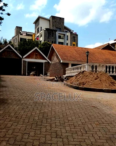 Spaces Available for Restaurants - Image 5