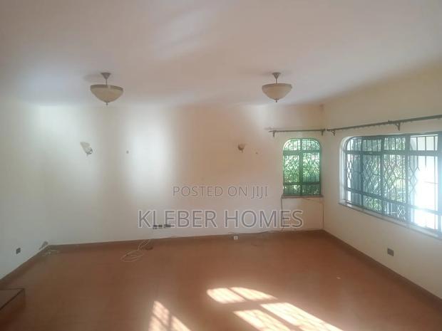 4bdrm Mansion in Runda for rent