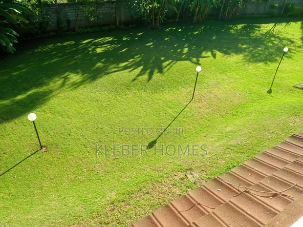 4bdrm Mansion in Runda for rent