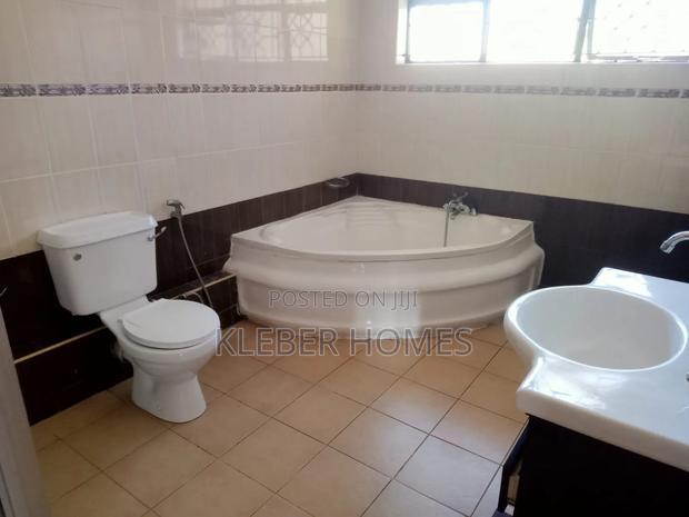 4bdrm Mansion in Runda for rent