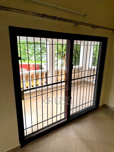 4bdrm Maisonette in Nyali for rent - Image 10