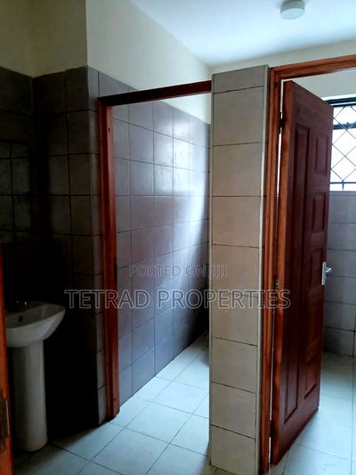 11,696 SQF Godown /Warehouse for Sale in Baba Dogo. - Image 9