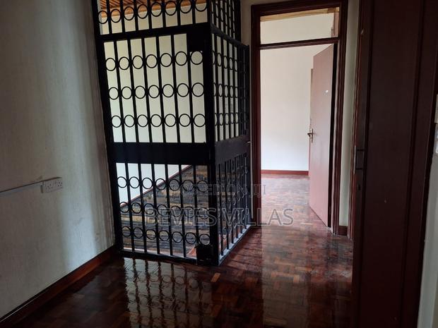 5bdrm Maisonette in Kilimani, Hurlingham for sale