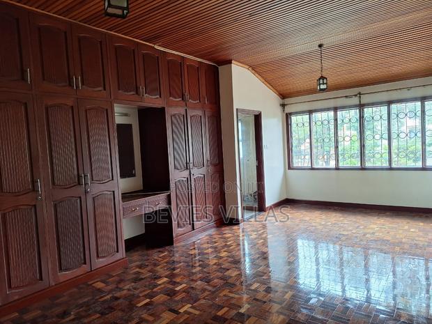 5bdrm Maisonette in Kilimani, Hurlingham for sale