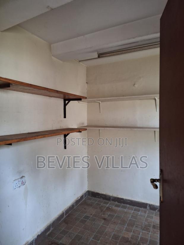 5bdrm Maisonette in Kilimani, Hurlingham for sale