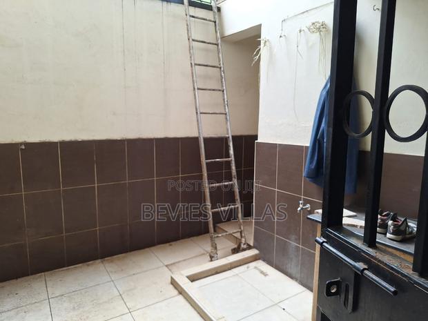 5bdrm Maisonette in Kilimani, Hurlingham for sale