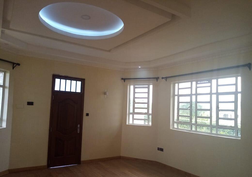 5-Bed All-Ensuite Maisonette with DSQ & Golf Access - Thika