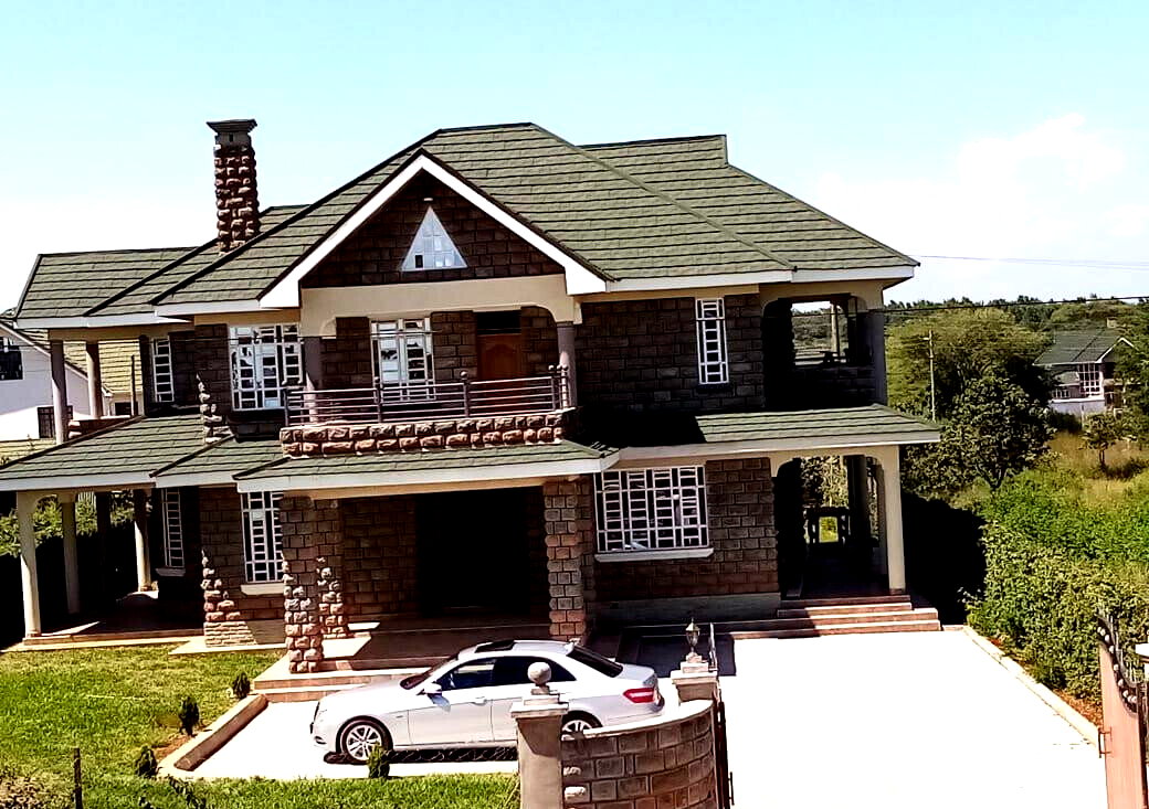 5-Bed All-Ensuite Maisonette with DSQ & Golf Access - Thika
