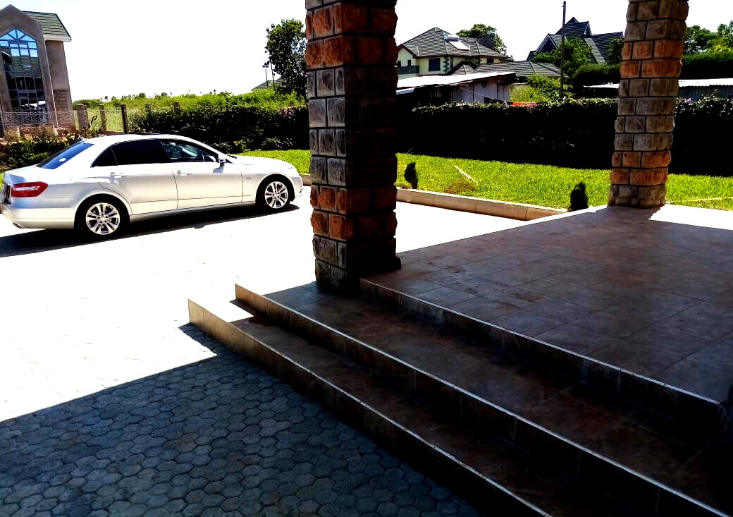 5-Bed All-Ensuite Maisonette with DSQ & Golf Access - Thika