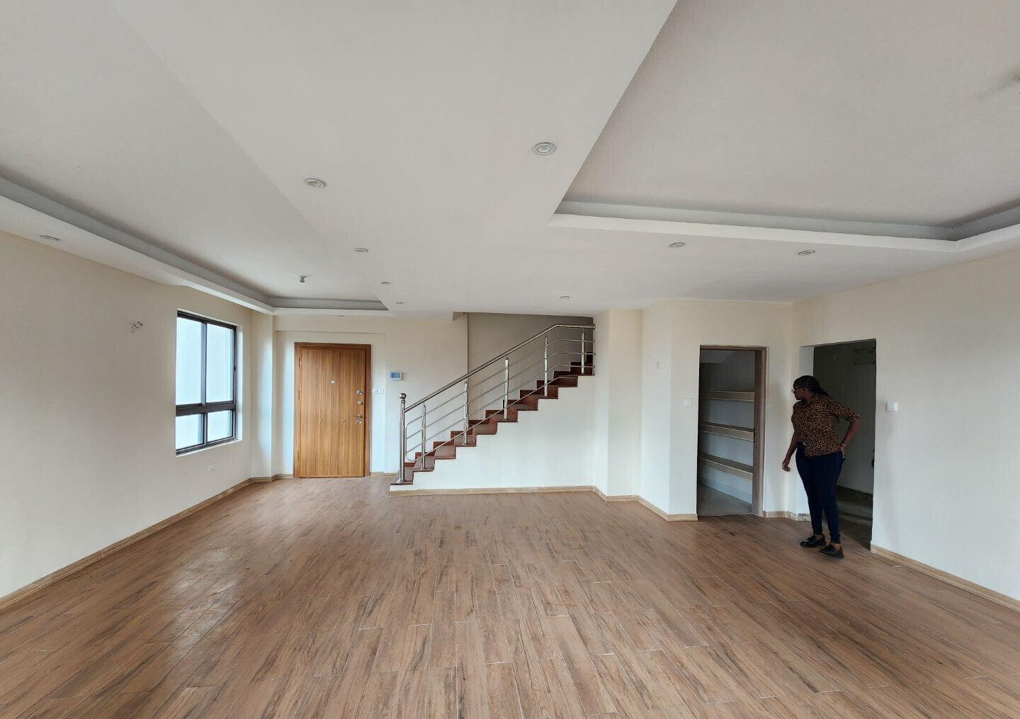 5-Bed Duplex with DSQ & Solar Heating - Parklands