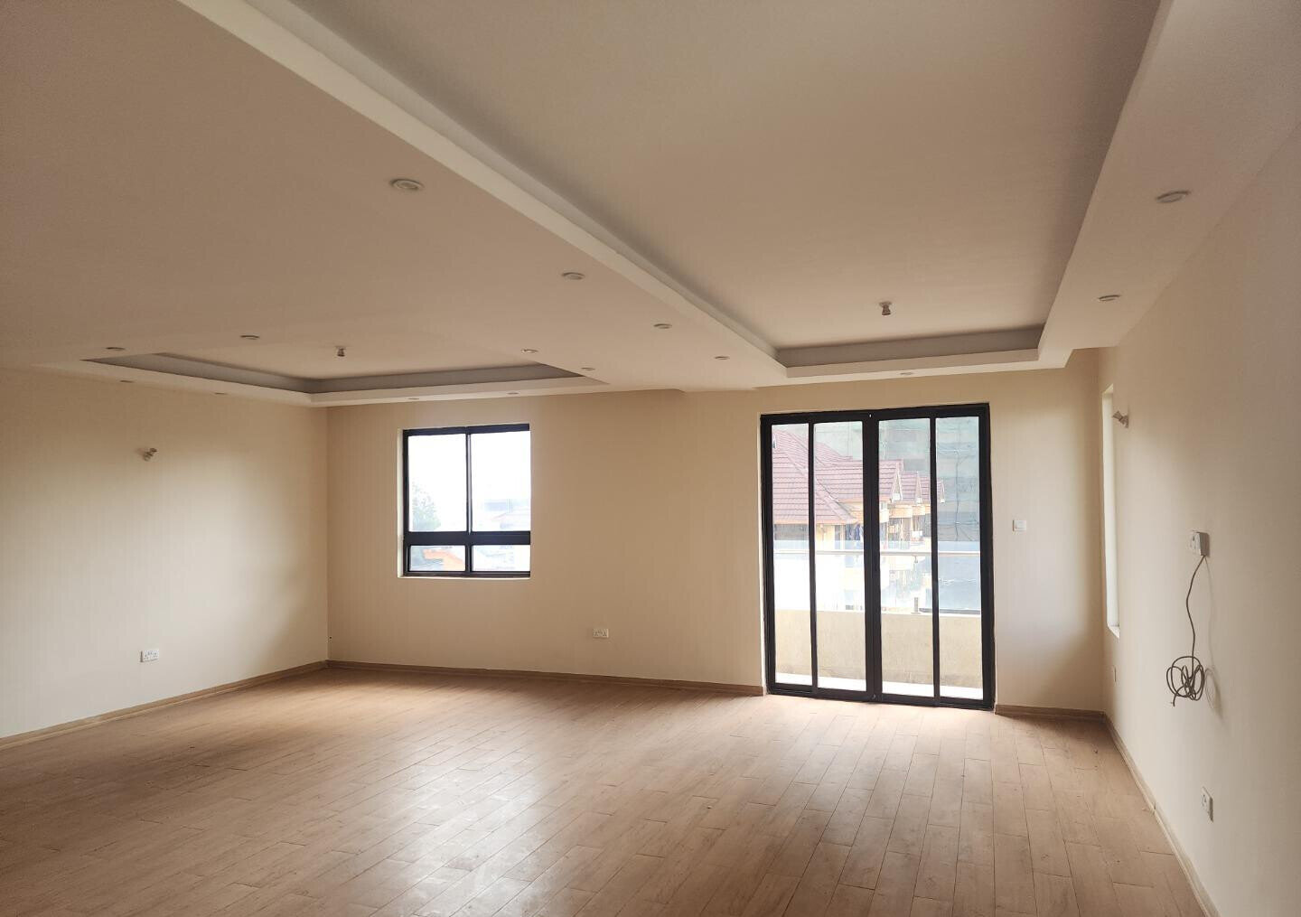 5-Bed Duplex with DSQ & Solar Heating - Parklands