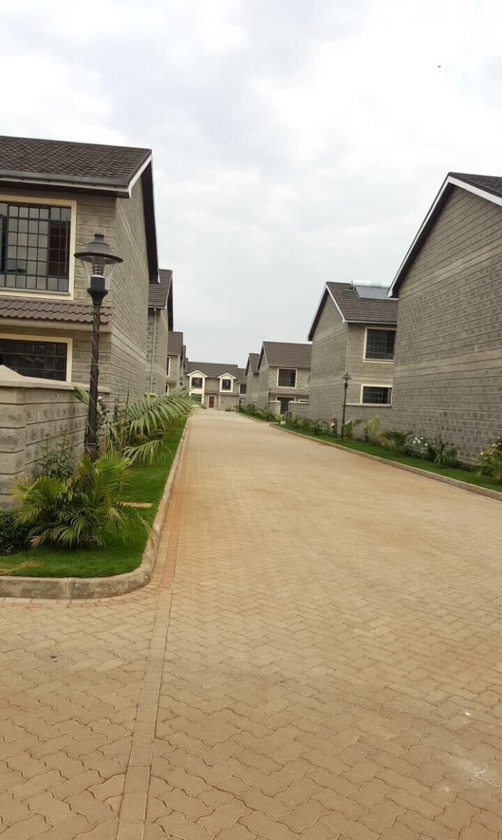 Brand New 4BR Townhouse with Private Garden & DSQ – Ruiru