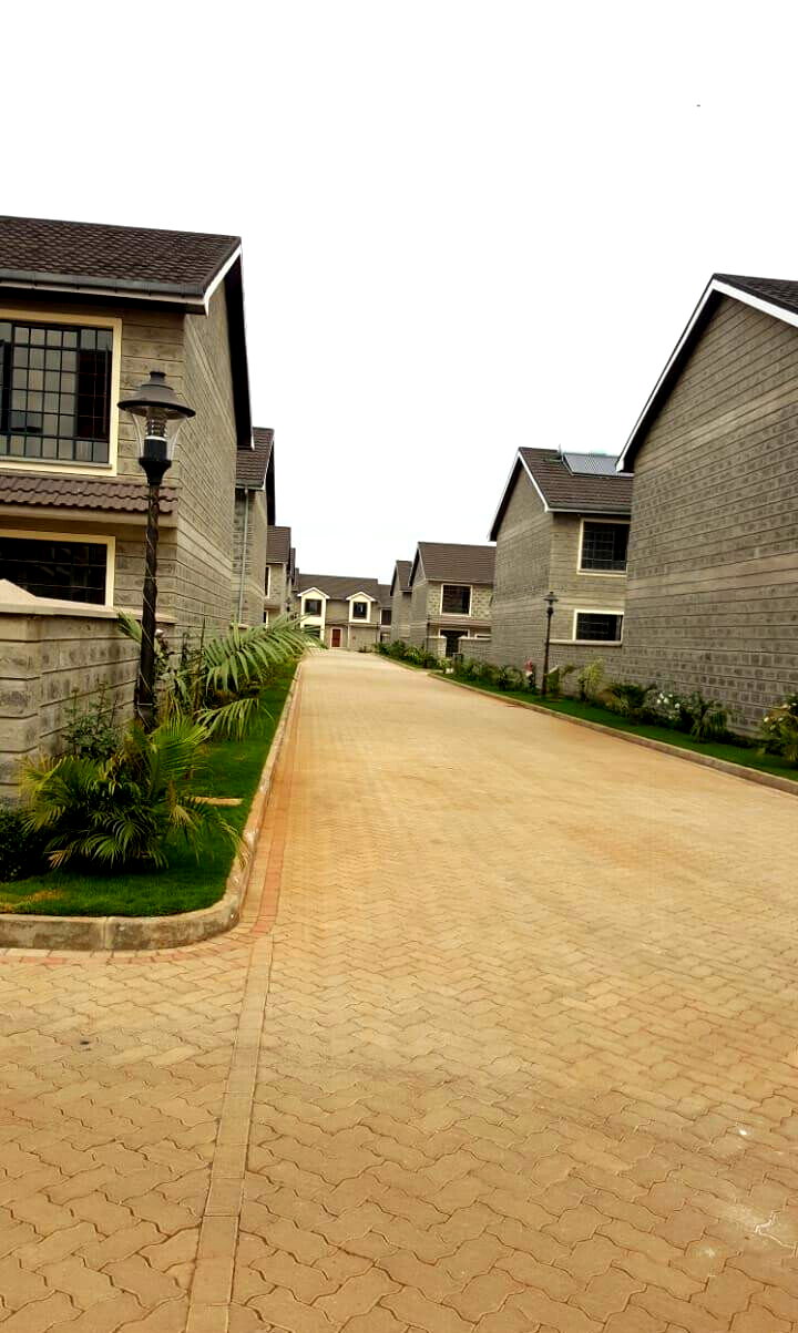 Brand New 4BR Townhouse with Private Garden & DSQ – Ruiru