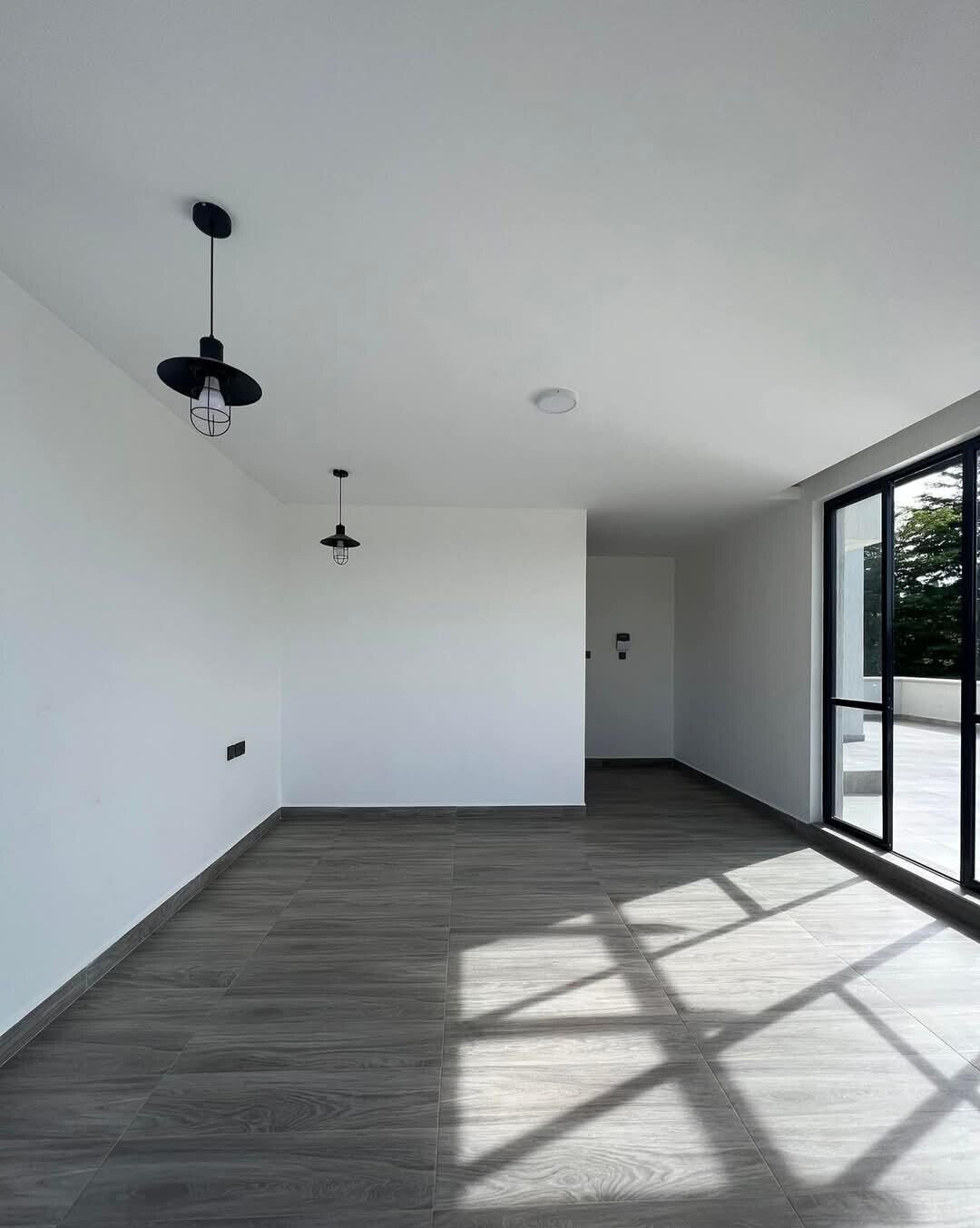 5-Ensuite Villa with Solar Heating & Borehole - Lavington