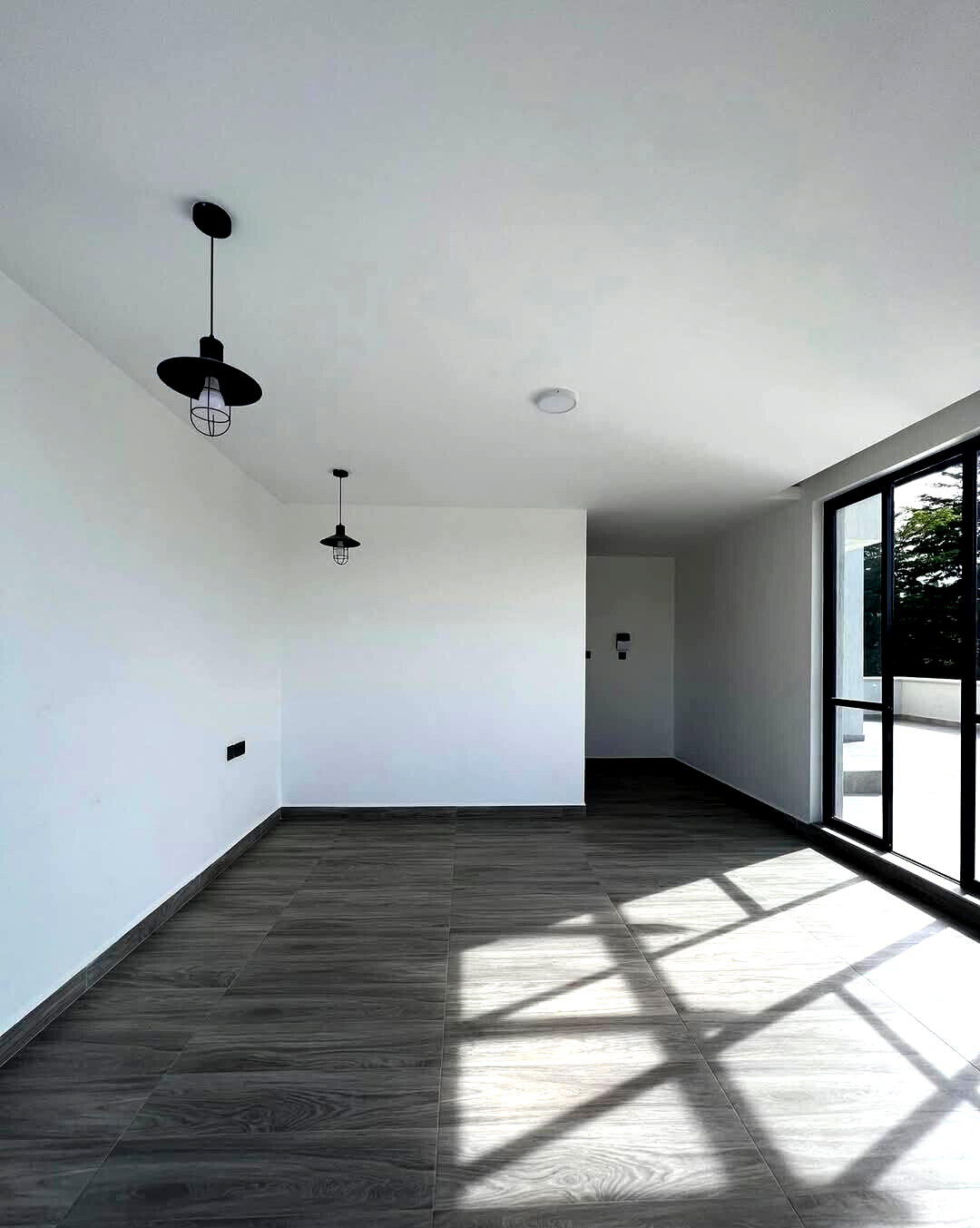 5-Ensuite Villa with Solar Heating & Borehole - Lavington