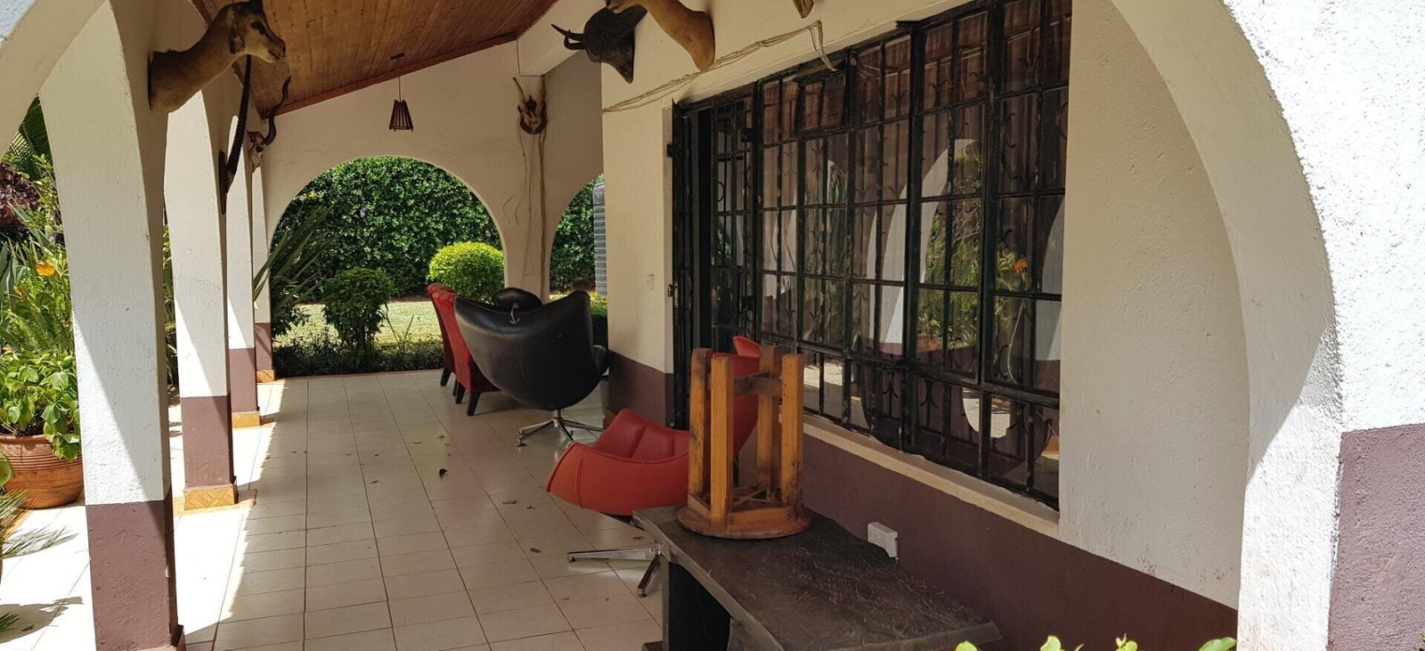 Serene 4BR Cottage - Loresho