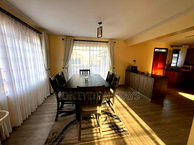 Furnished 4bdrm Maisonette in Greenpark Estate, Gateway Mall Area - Image 2