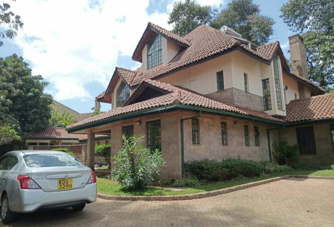 5BR All-Ensuite Townhouse on 0.75 Acres with Jacuzzi & Steam - Lower Kabete