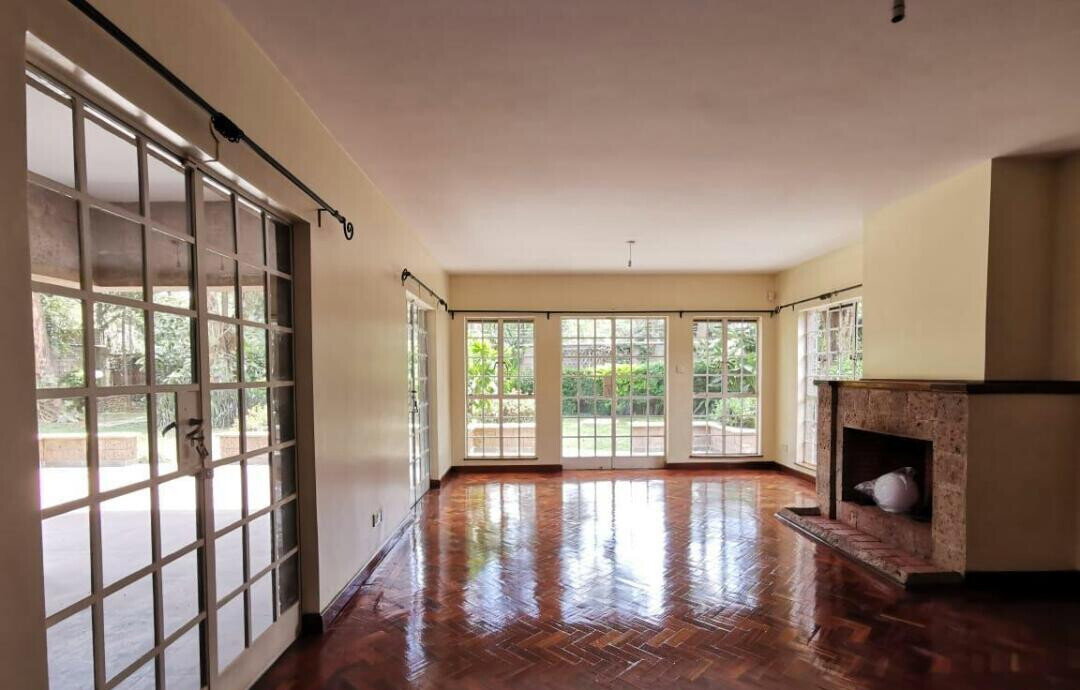 5BR All-Ensuite Townhouse on 0.75 Acres with Jacuzzi & Steam - Lower Kabete