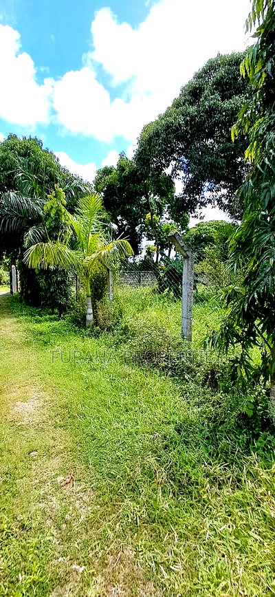 For Sale Quater Acre Plot Mtwapa. - Image 1