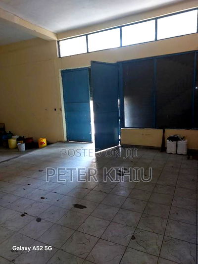 Godown to Let 2500sqft on Road A - Image 1