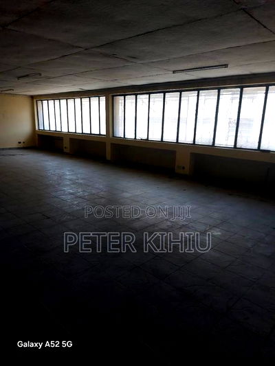 Godown to Let 2500sqft on Road A - Image 8