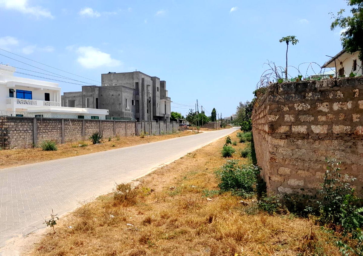 0.2 Acre Plot in Shanzu for KSh 12M