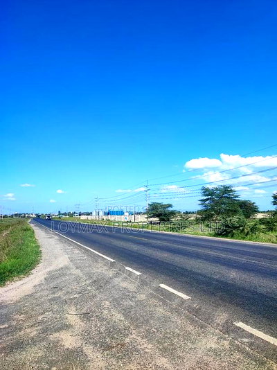 6 Acres on Tarmac Also Touching Kisaju Prayer Centre Road. - Image 6
