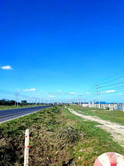 6 Acres on Tarmac Also Touching Kisaju Prayer Centre Road. - Image 4