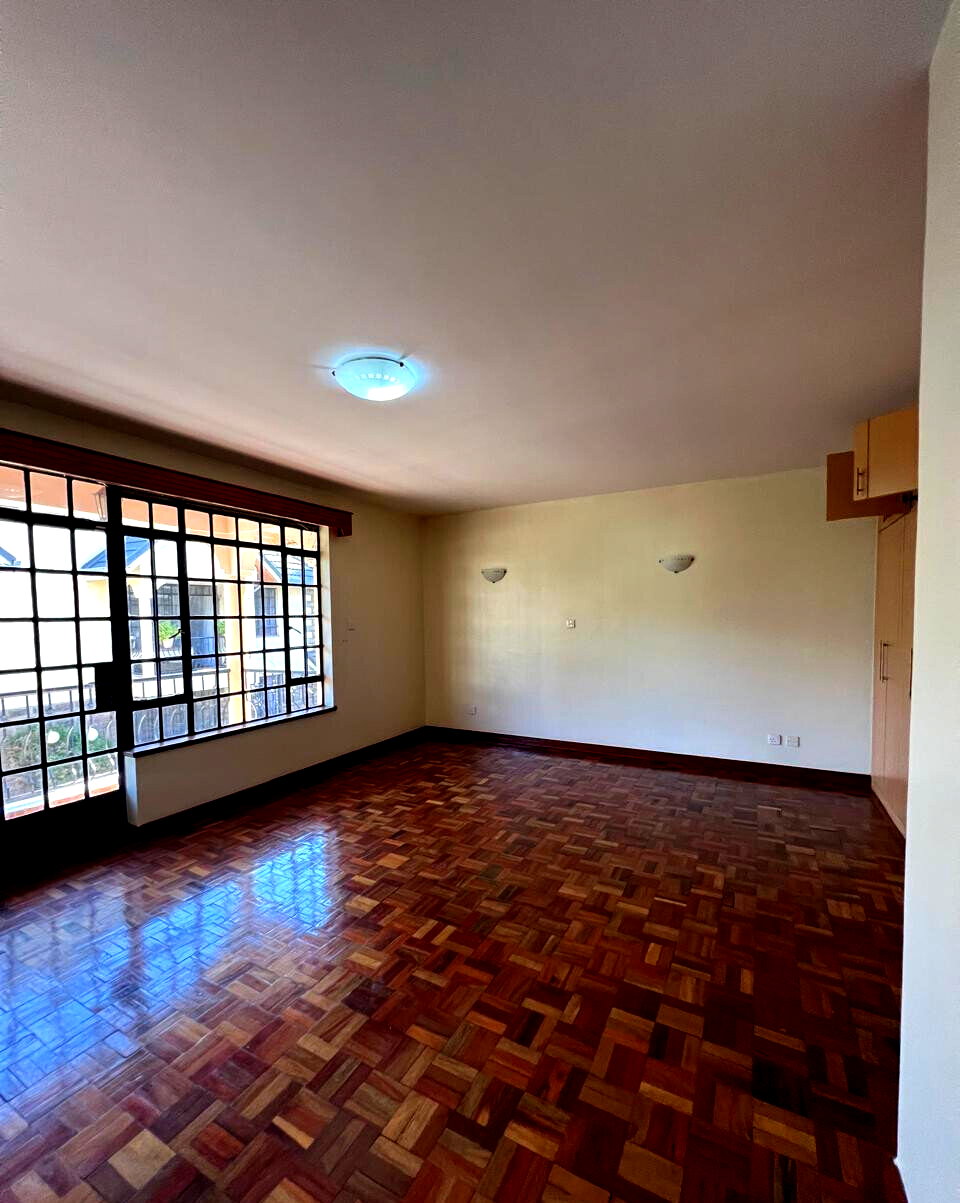 5-Ensuite Townhouse with DSQ in Secure Gated Community - Lavington