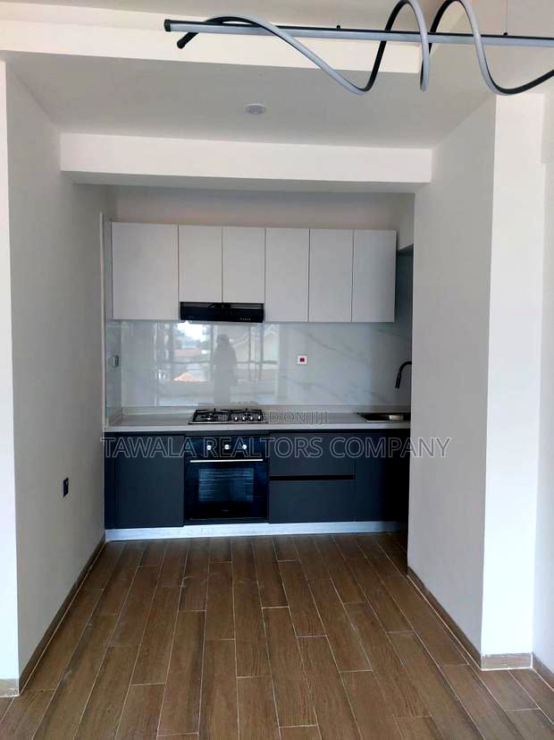 2bdrm Apartment in With Sq Rhapta Rd, Westlands for rent