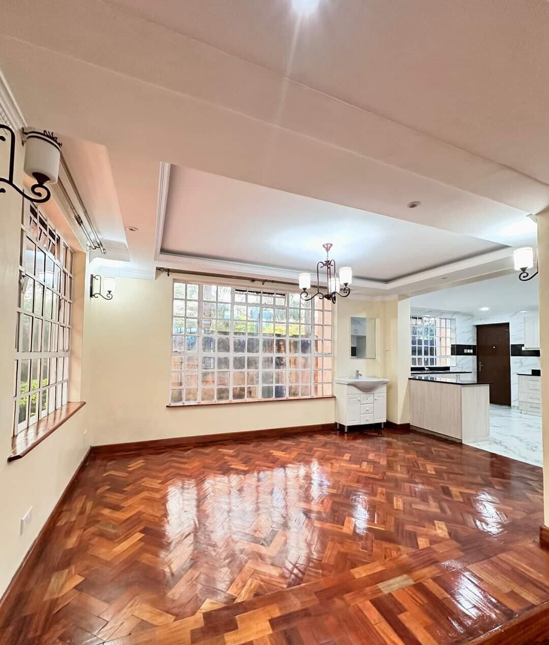6-Ensuite Townhouse in Quiet 3-Unit Compound - Lavington