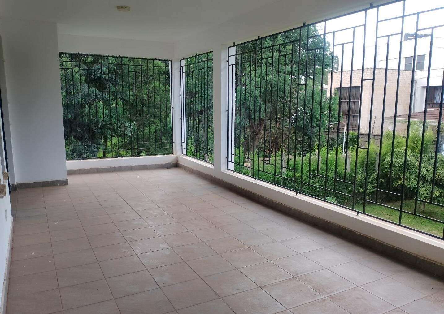 0.2 Acre Townhouse in Lavington