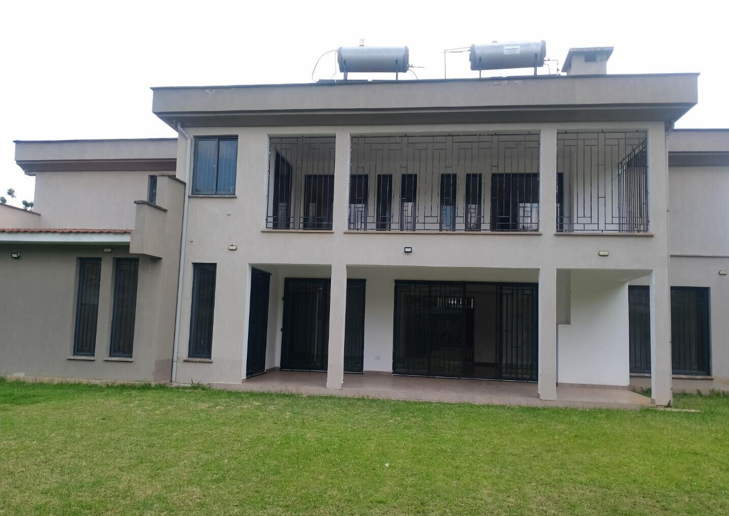 0.2 Acre Townhouse in Lavington