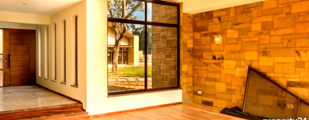 22-Villa Complex with Pool, Gym & Sauna – Karen