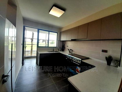 3bdrm Apartment in Gateway Mall Area for sale - Image 6