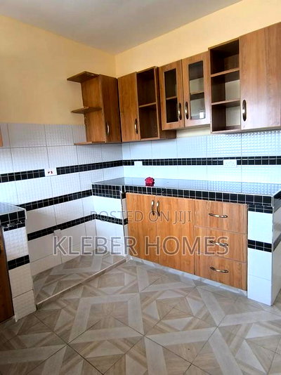 4bdrm Bungalow in Ongata Rongai for sale - Image 5