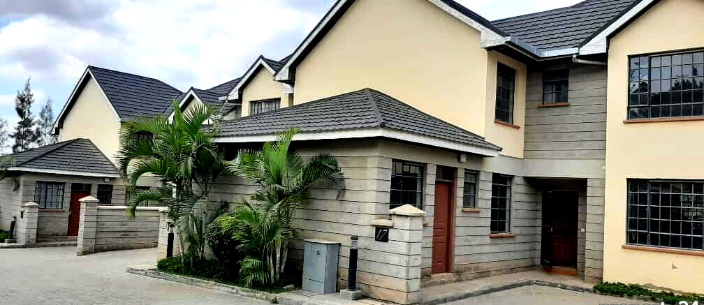 4BR All-Ensuite Family Townhouse with DSQ & Walk-in Closets - Athi River