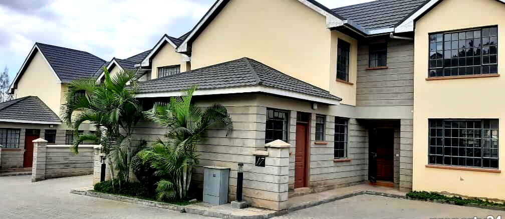 4BR All-Ensuite Family Townhouse with DSQ & Walk-in Closets - Athi River